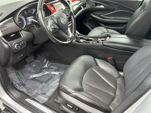 Used 2017 Buick Envision Essence image 12