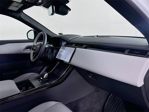 Used 2026 Land Rover Range Rover Velar Dynamic SE image 29
