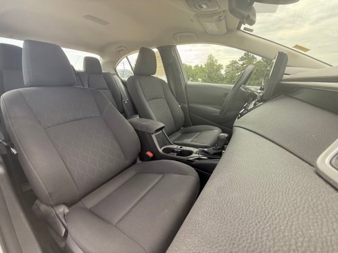 Used 2023 Toyota Corolla LE image 22