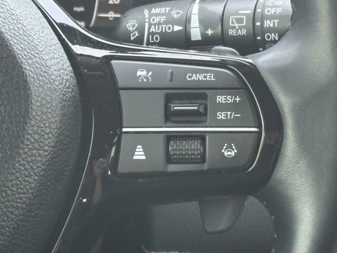 Used 2023 Honda Pilot Elite image 12