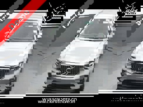 New 2025 Volvo XC40 B5 Core image 45