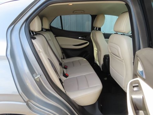 Used 2024 Buick Encore GX Avenir w/ Avenir Convenience Package image 27