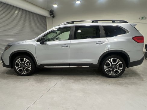 New 2025 Subaru Ascent Limited image 5