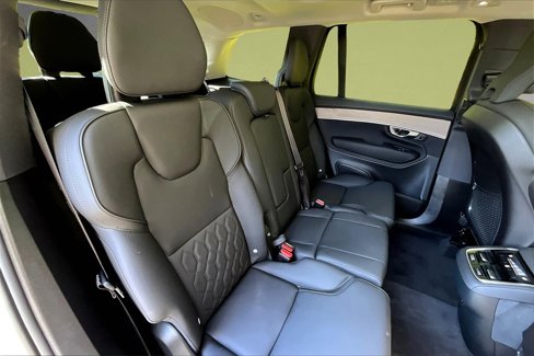 Certified 2025 Volvo XC90 B6 Plus w/ Protection Package Premier image 19