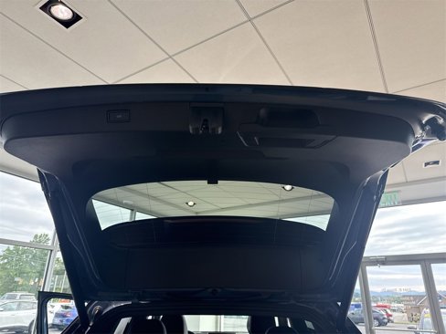 New 2025 Volkswagen Tiguan SE R-Line image 41