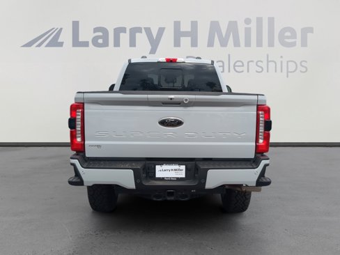 New 2026 Ford F250 Lariat image 4