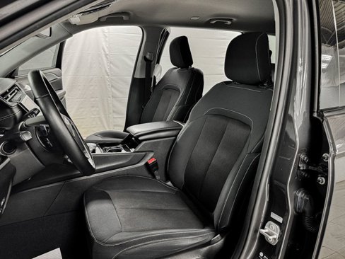 Used 2022 Jeep Grand Cherokee L Laredo w/ Luxury Tech Group I image 9
