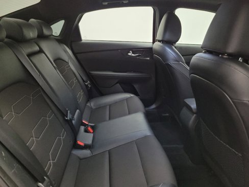 Used 2022 Kia Forte GT-Line w/ GT-Line Premium Package image 19