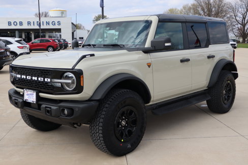New 2025 Ford Bronco Badlands image 1