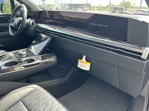 New 2026 Cadillac Escalade IQ Sport 1 image 12