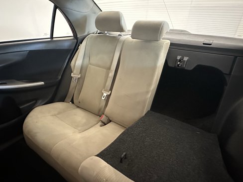 Used 2013 Toyota Corolla LE image 20