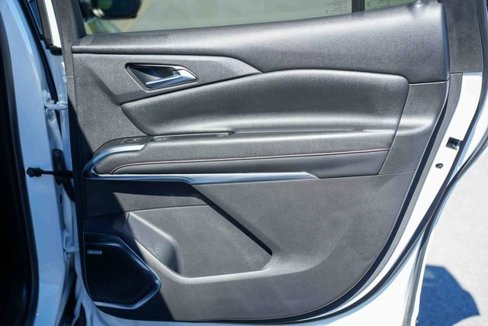 Used 2024 Chevrolet Traverse RS image 24