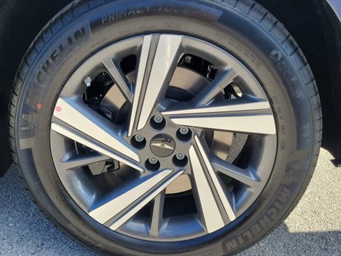 New 2026 Genesis GV70 3.5T Sport Advanced image 9