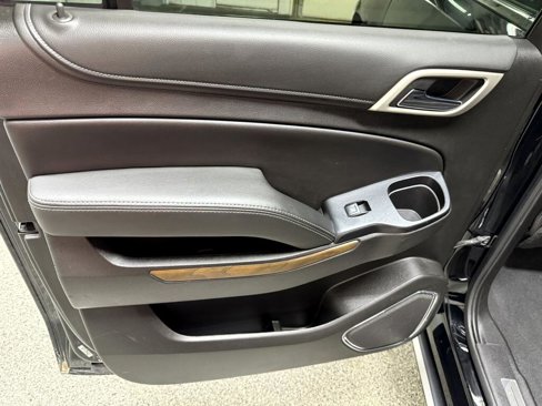 Used 2019 GMC Yukon XL Denali image 28