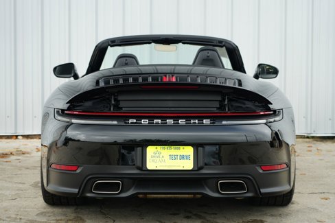 Used 2025 Porsche 911 Carrera image 47