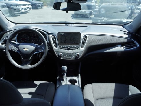 Used 2024 Chevrolet Malibu LT image 24