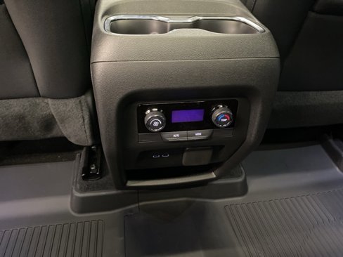 New 2026 Chevrolet Traverse LT w/ Sun and Wheel Package image 30