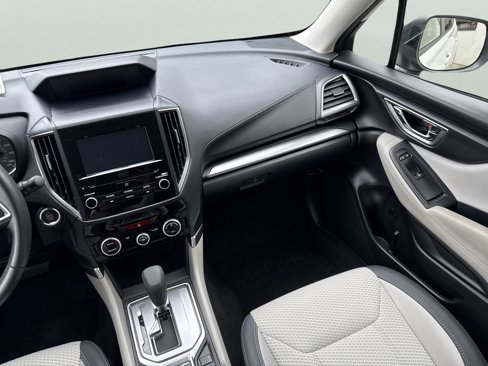 Used 2023 Subaru Forester Premium image 13