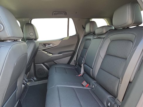 New 2026 Chevrolet Equinox LT w/ Convenience Package II image 10