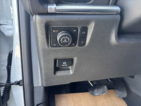 New 2025 Ford Expedition Tremor image 16