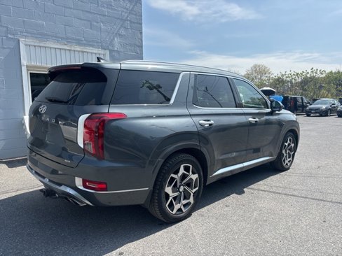 Used 2021 Hyundai Palisade Calligraphy w/ Winter Package image 6