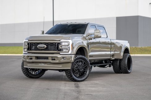 Used 2026 Ford F450 Lariat image 1
