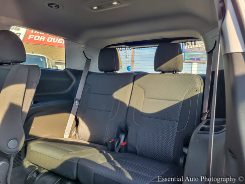 Used 2021 GMC Acadia SLE w/ Driver Convenience Package image 13