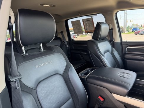 Used 2021 RAM 1500 Laramie image 39