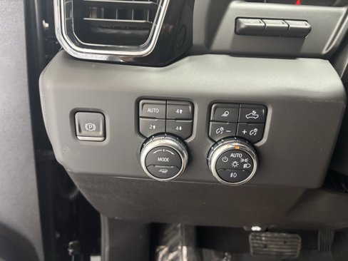 New 2025 GMC Sierra 1500 Denali Ultimate image 13