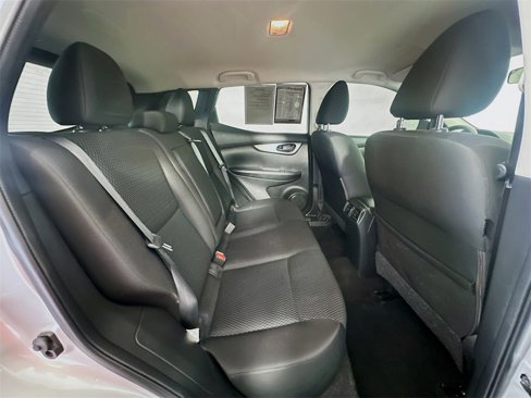 Used 2017 Nissan Rogue Sport S w/ S Appearance Package image 24