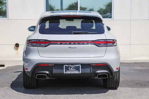 Used 2022 Porsche Macan image 7