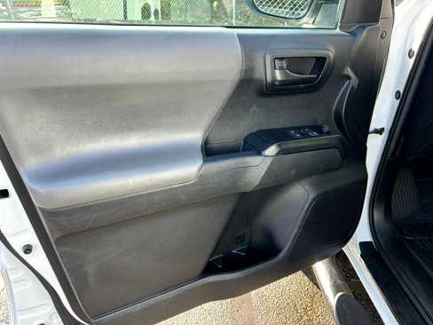 Used 2021 Toyota Tacoma SR w/ SX Package image 9