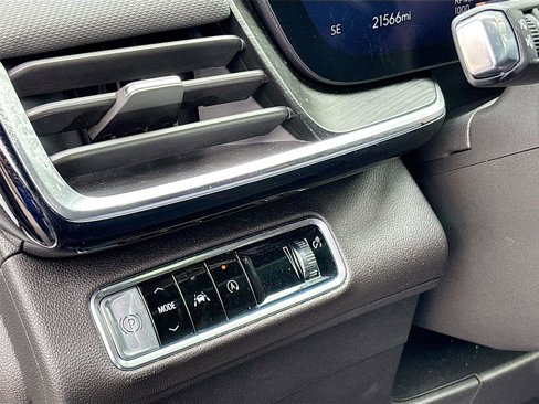 Used 2024 Buick Envision Preferred image 11