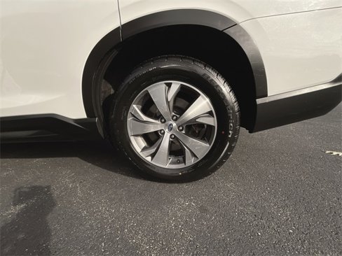 Used 2019 Subaru Ascent Premium image 31