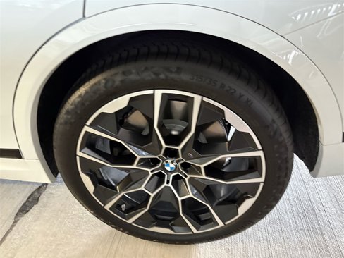 New 2026 BMW X7 M60i w/ Executive Package image 6
