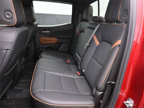 Used 2024 GMC Canyon AT4 w/ AT4 Premium Package image 11