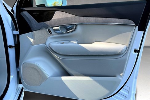 Certified 2024 Volvo XC90 B6 Plus w/ Protection Package Premier image 22
