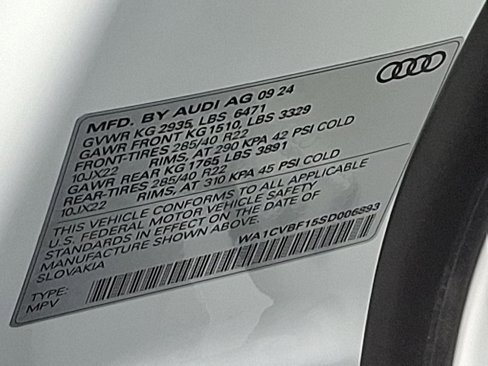 Certified 2025 Audi Q8 Prestige w/ Prestige Package image 28