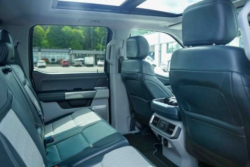 Used 2023 Ford F150 Limited image 24