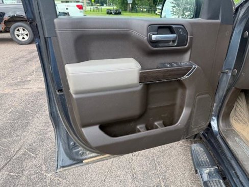 Used 2021 Chevrolet Silverado 1500 LT image 14
