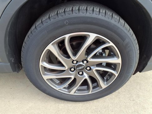 Used 2022 Lincoln Corsair FWD w/ Equipment Group 101A image 24