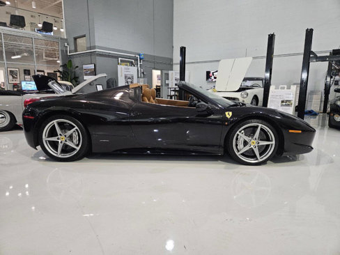 Used 2012 Ferrari 458 Spider image 4