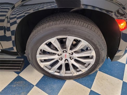 Used 2023 GMC Yukon Denali image 15
