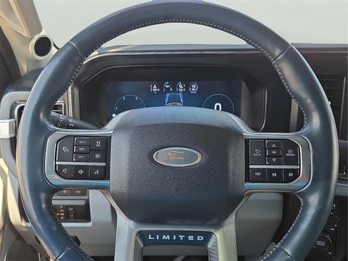 Used 2024 Ford F250 Limited image 17