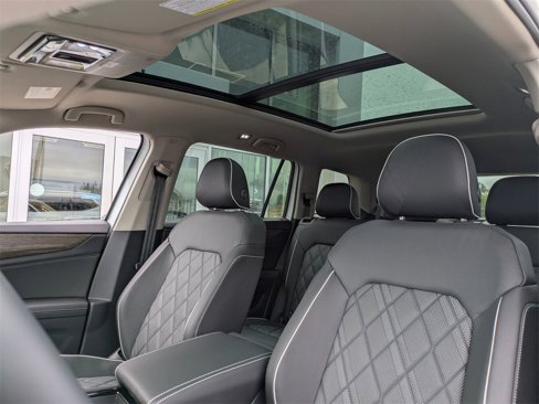 New 2025 Volkswagen Atlas SEL Premium R-Line image 23
