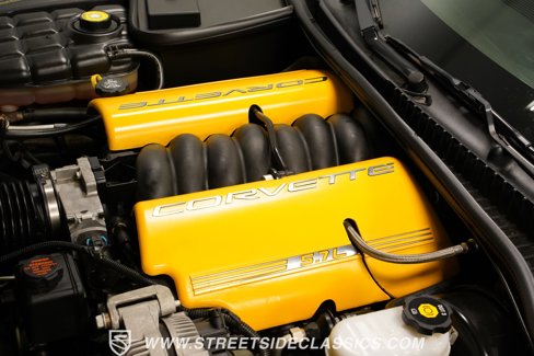 Used 2003 Chevrolet Corvette Coupe w/ Preferred Equipment Group image 34