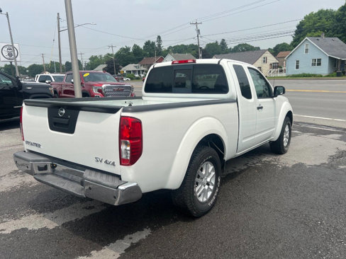 Used 2016 Nissan Frontier SV image 5