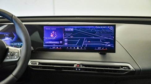 New 2026 BMW iX M70 image 17