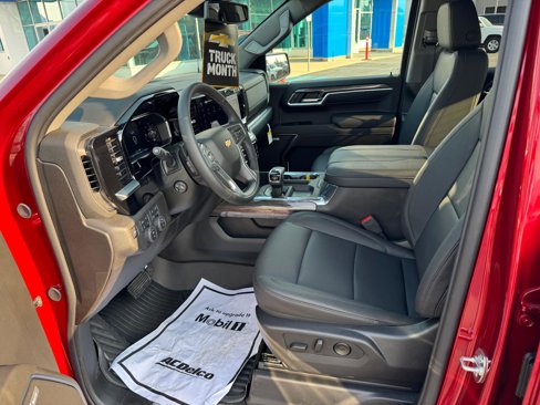 New 2026 Chevrolet Silverado 1500 LTZ w/ LTZ Premium Package image 9