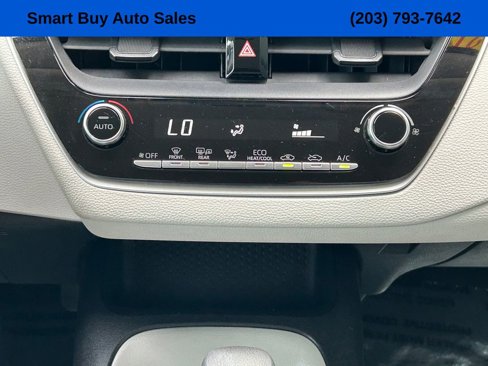 Used 2021 Toyota Corolla LE image 27